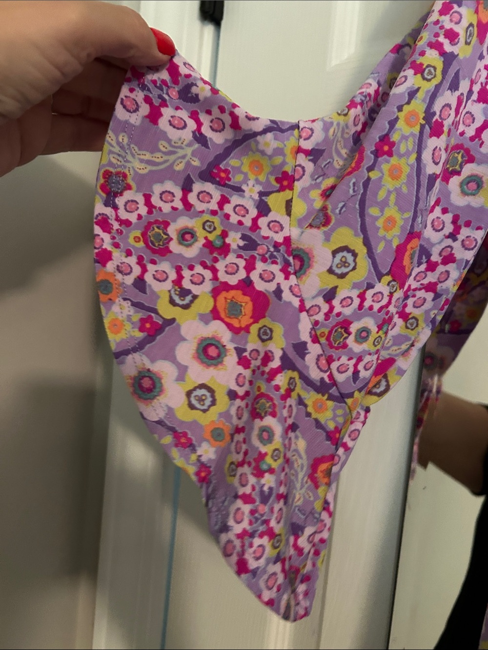 Lavender Floral V-Neck Tunic Top - Picture 3 of 3